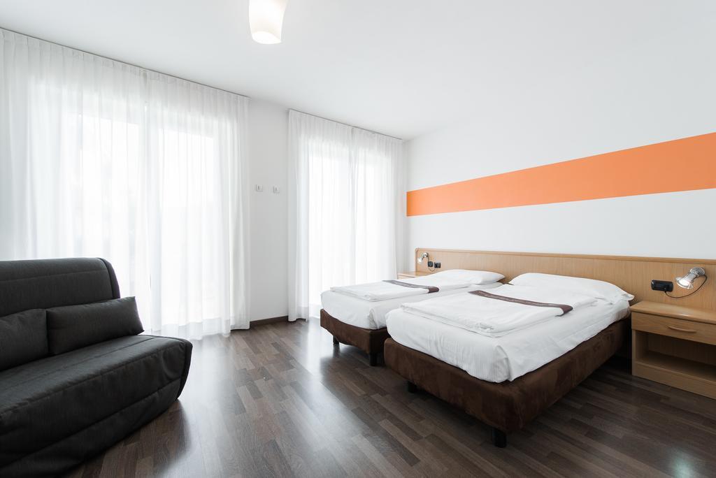 Sporthotel Villa Stella Torbole Sul Garda Exterior photo